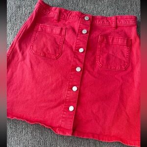 GAP Patch Pocket & Button Red Denim Skirt, size 29 tall